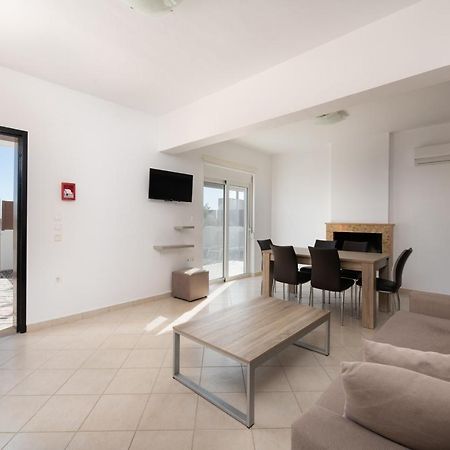 הוילה גנאדי Casa Marinella מראה חיצוני תמונה