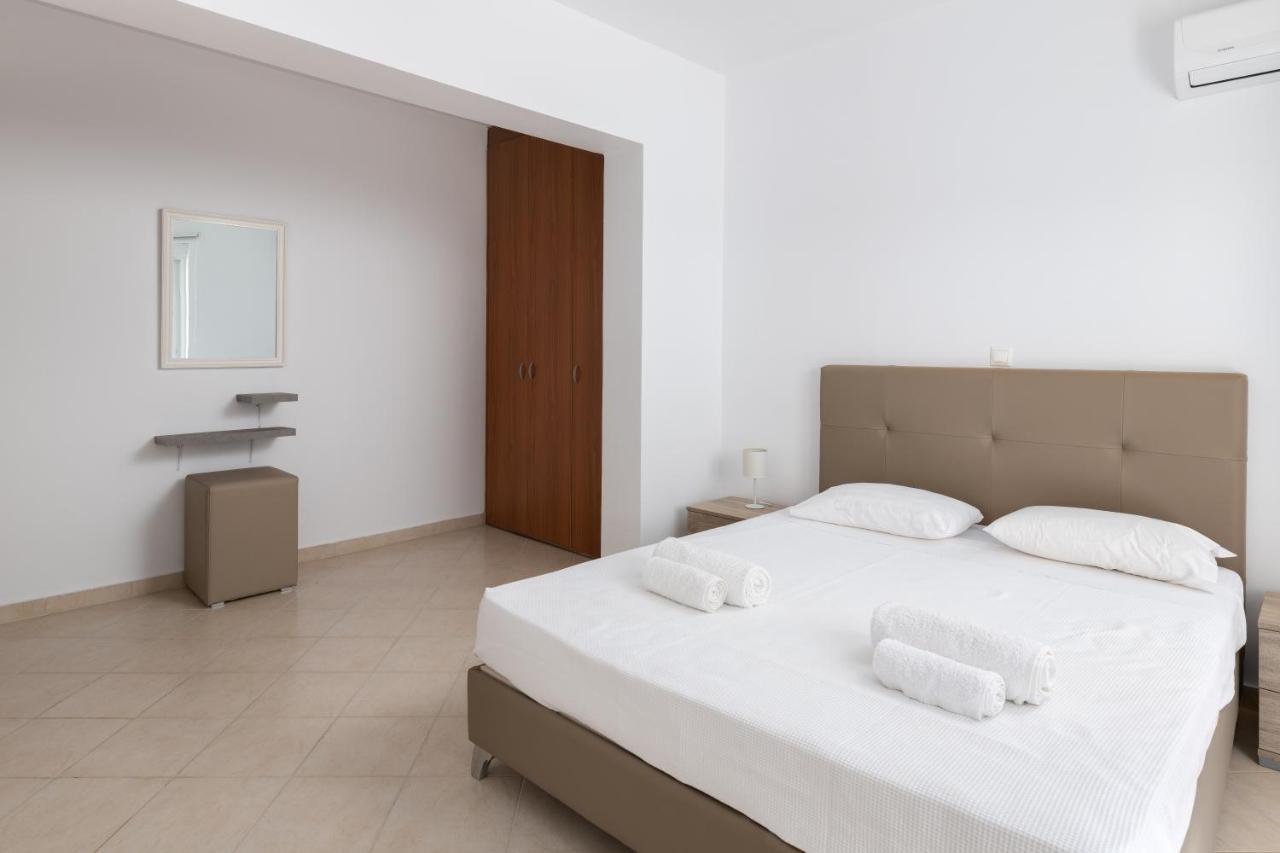 הוילה גנאדי Casa Marinella מראה חיצוני תמונה