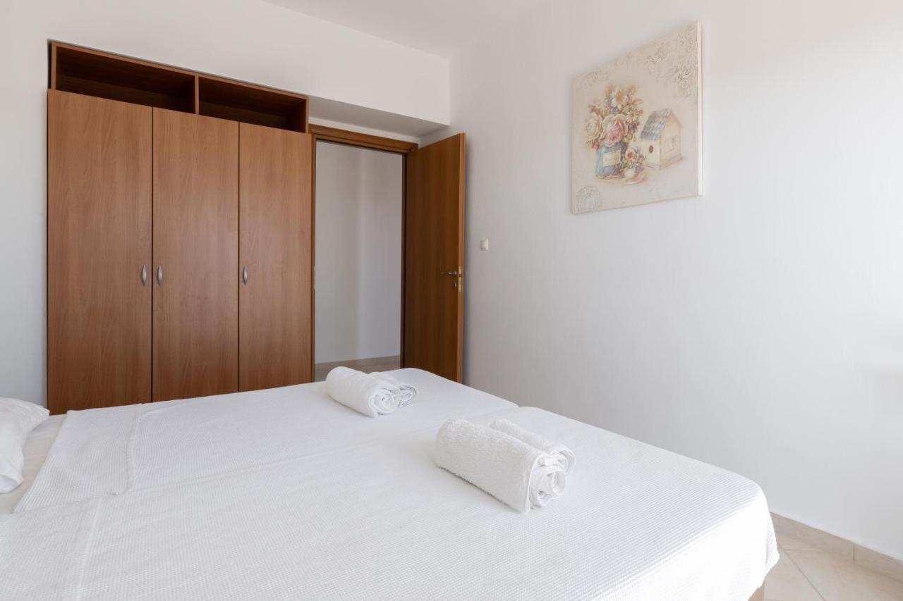 הוילה גנאדי Casa Marinella מראה חיצוני תמונה